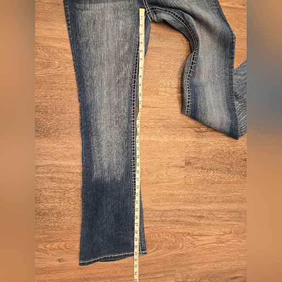 WallFlowerJuniors' WallFlower Insta Stretch Luscious Curvy Bootcut Jeans - Picture 9 of 10